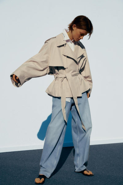 Trench-coat court ceinturé