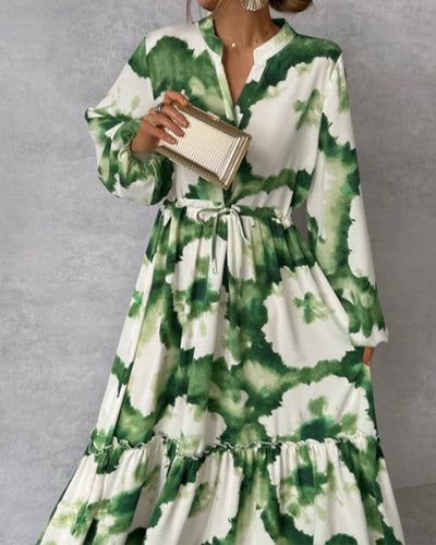 Loa| Robe élégante tie-dye avec patchwork, cordon de serrage et manches ballon