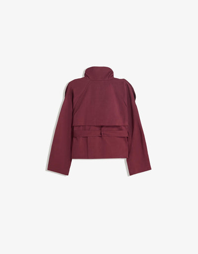 Trench-coat court