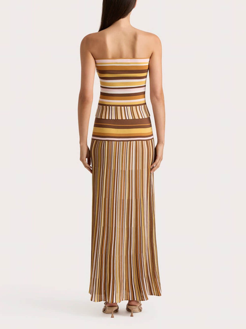 Robe longue plissée sans bretelles