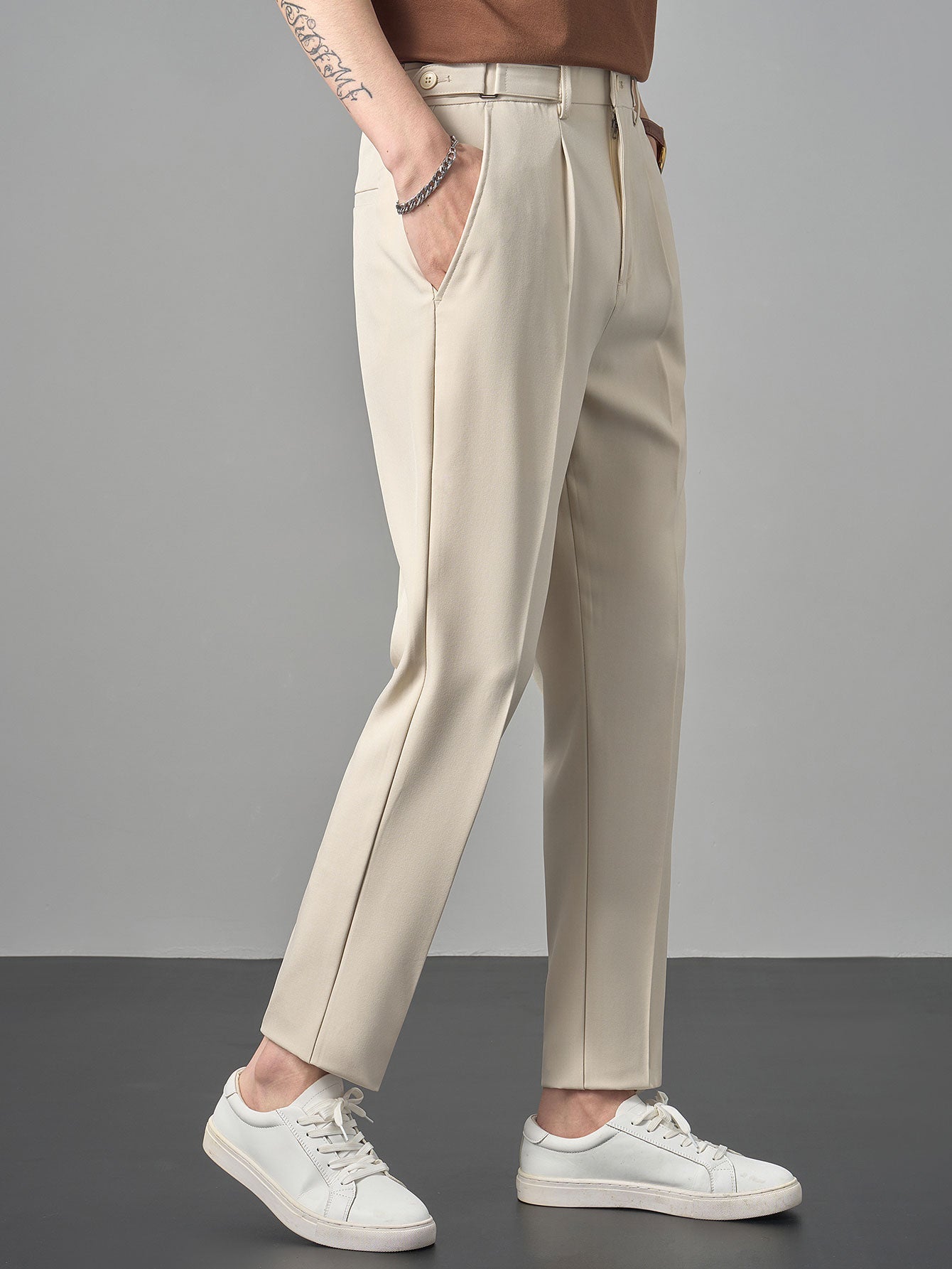 Pantalon Fuselé Élégant à Taille Mi-Haute