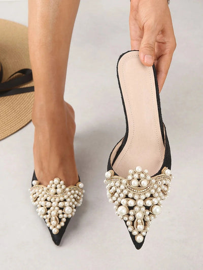 Élégantes mules à talon en perles