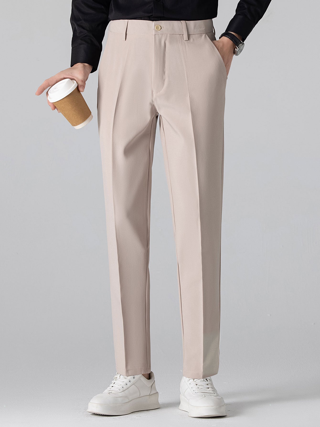 Pantalon Ajusté Fuselé en Tissu Léger