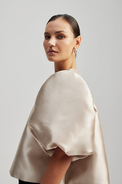 Chemise Cleo – Élégance aérée avec manches ballon