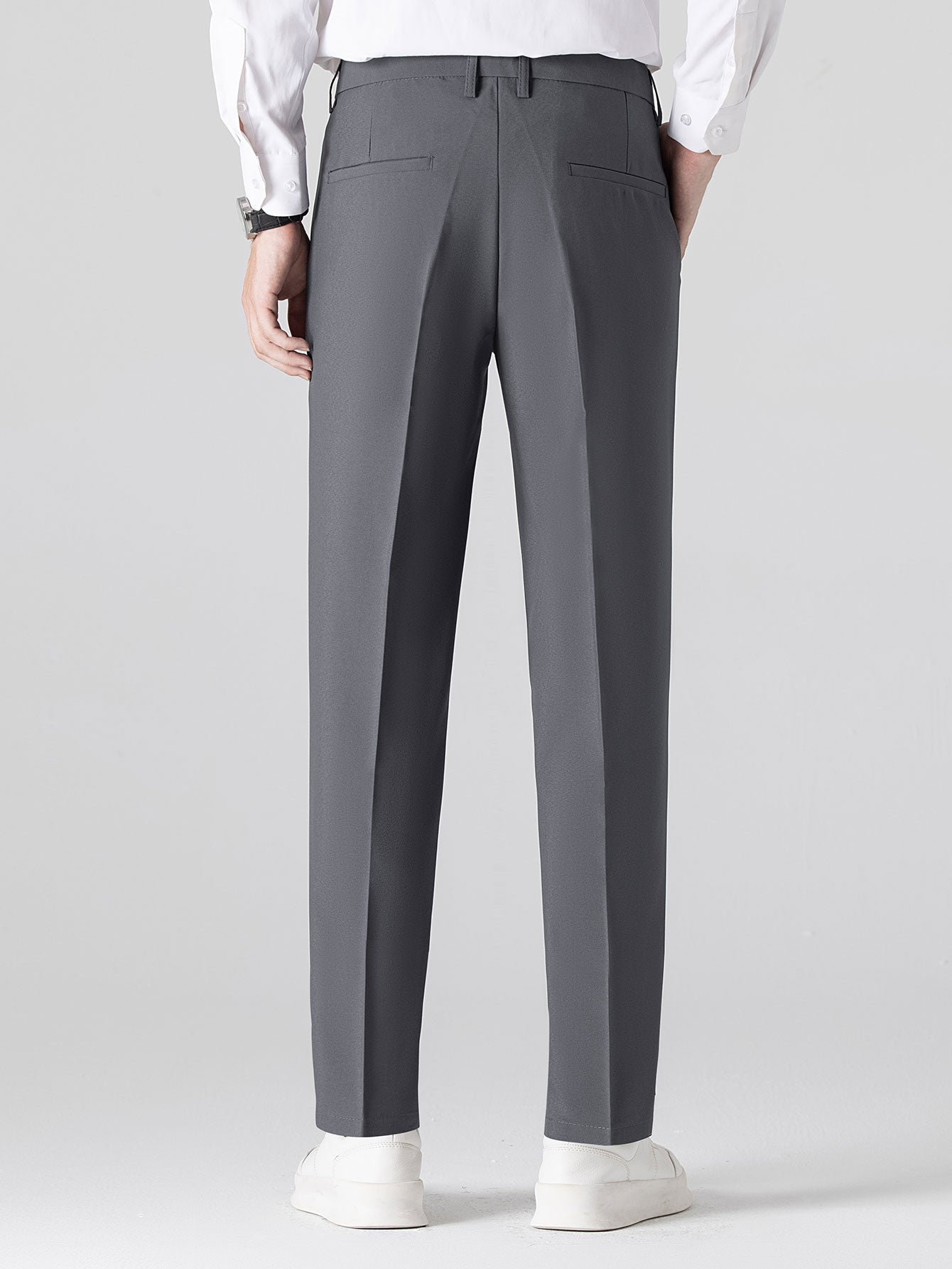 Pantalon Ajusté Fuselé en Tissu Léger