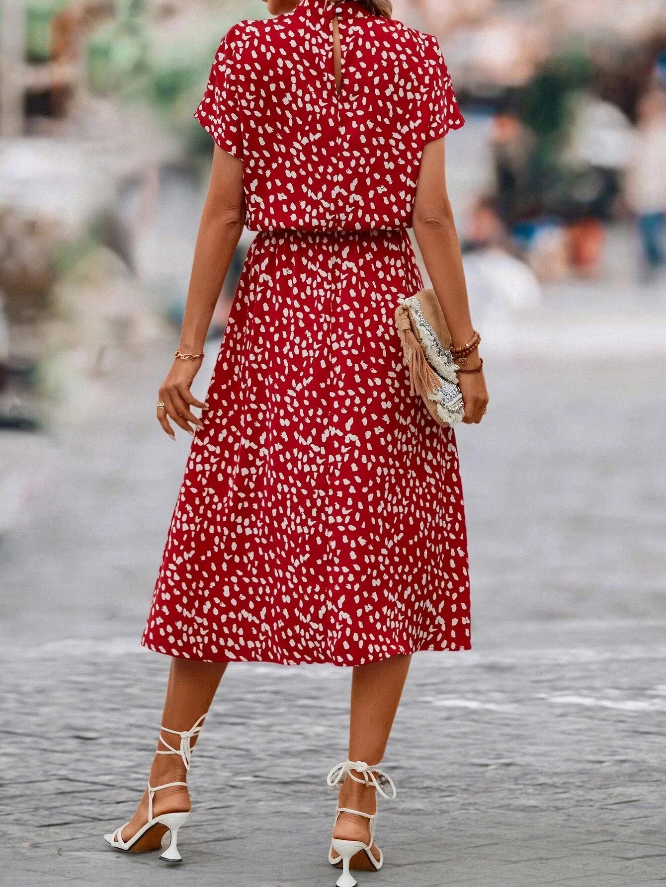 Ellie | Robe À Manches Courtes Pour Femmes | Midi