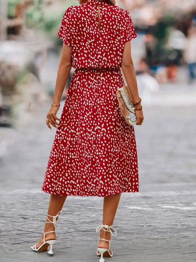 Ellie | Robe À Manches Courtes Pour Femmes | Midi