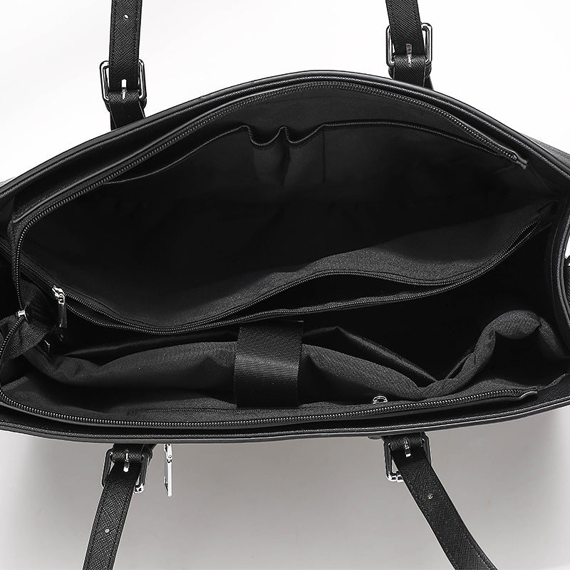 Sacoche d'ordinateur portable en cuir pour femmes avec bandoulière pratique