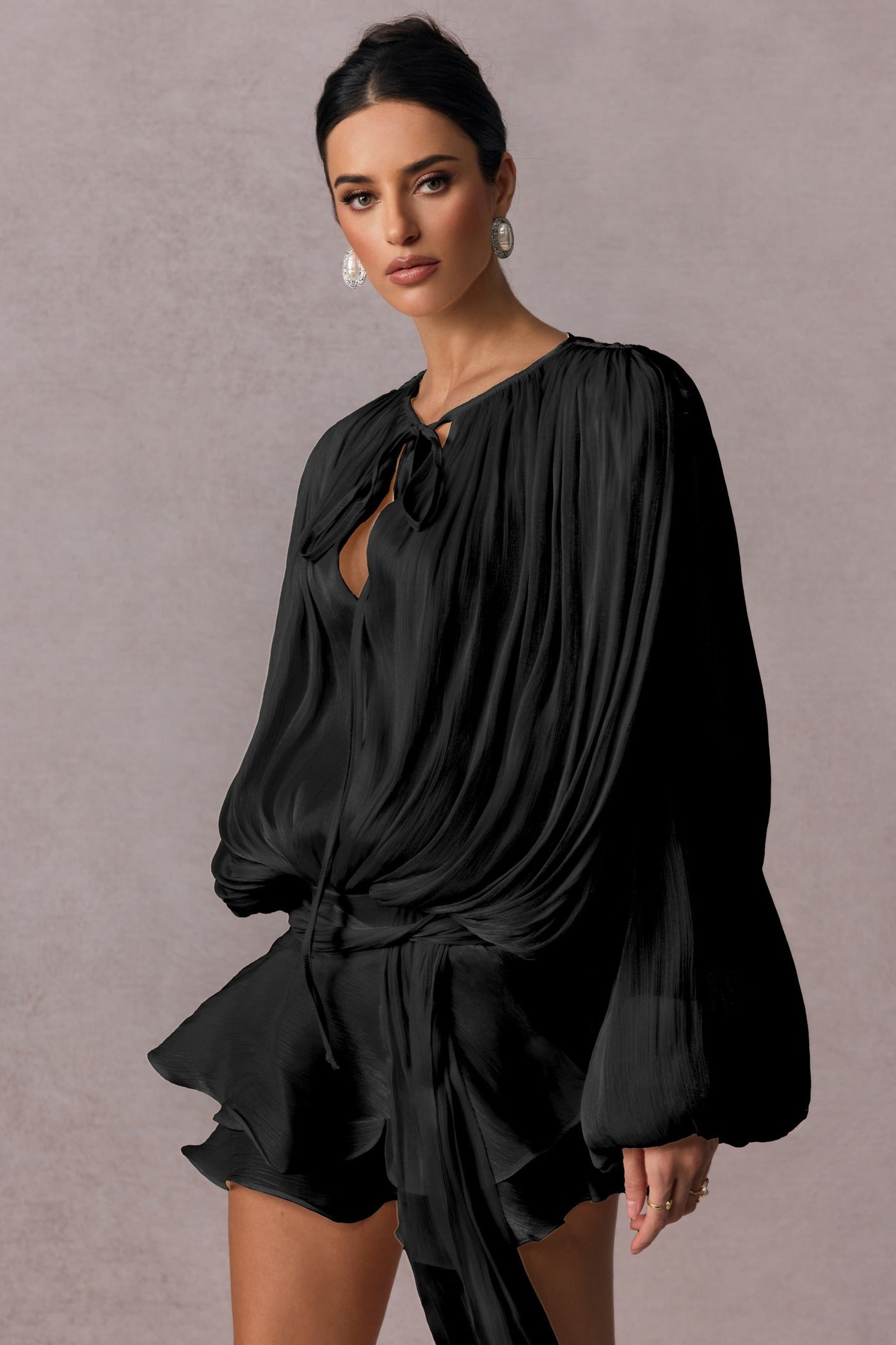 Mini-robe plissée à ourlet volanté Beryl