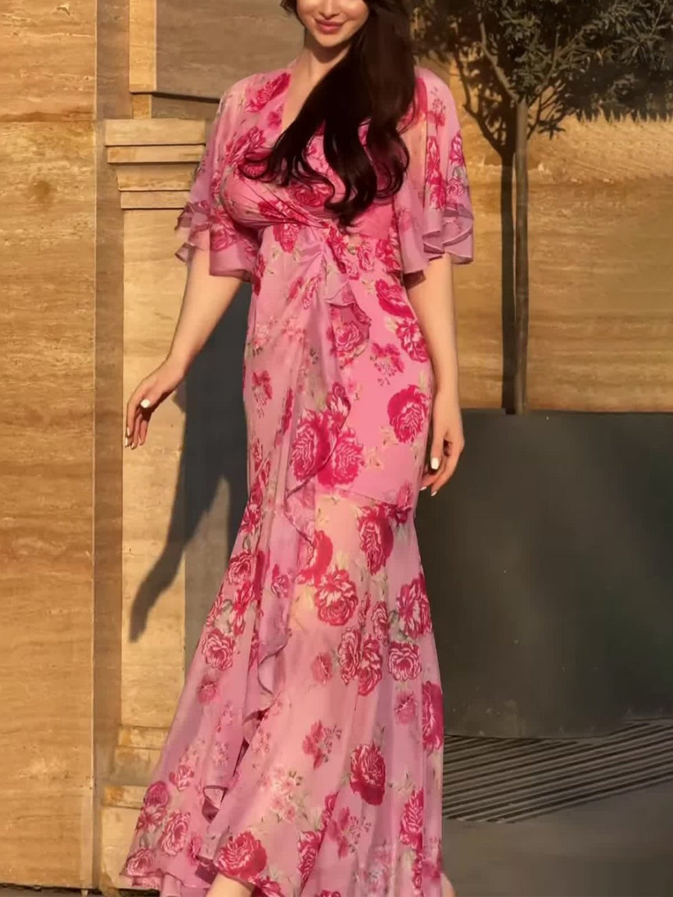 Robe imprimée rétro à col en V et manches trompette