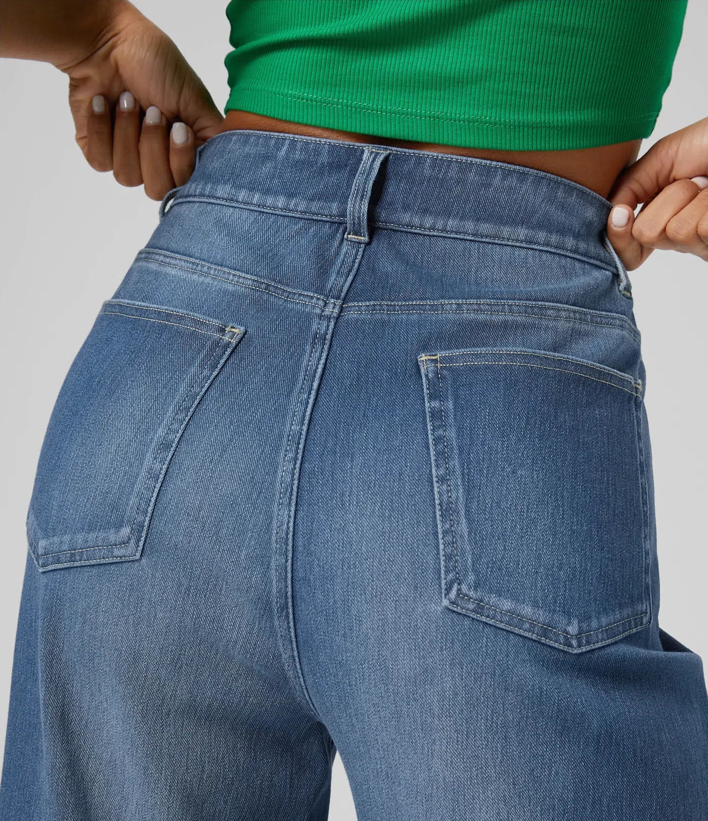 Louise™ | Jean Taille Haute à Revers