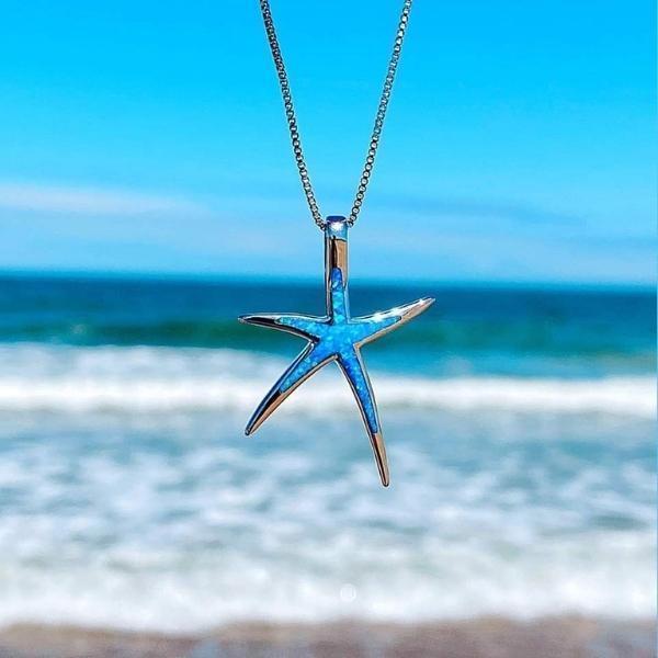 Collier en argent avec pendentif étoile de mer en opale bleue