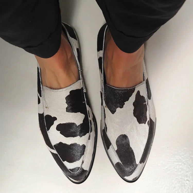Benedetta™ | Mocassins imprimé vache en cuir vegan