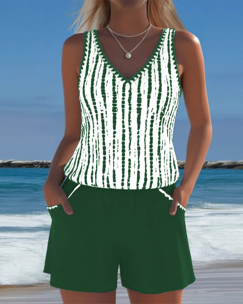 Maillot de bain avec imprimé, poches et décolleté en V en deux parties