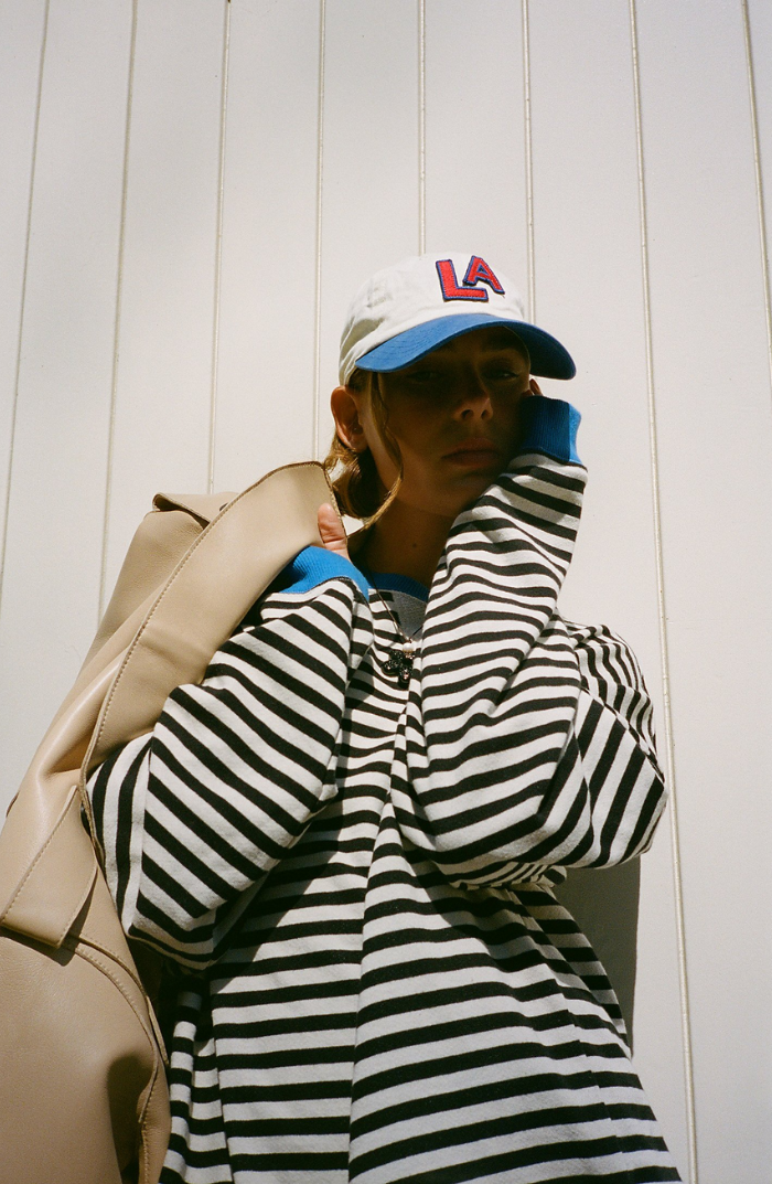 Liliane™ - Pull Oversize Rayé Animé avec Accents