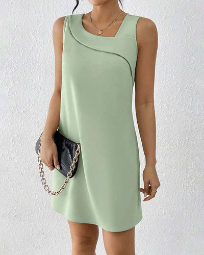 Robe À Col Asymétrique Sans Manches Élégante