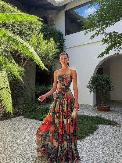 Robe à imprimé abstrait et encolure croisée