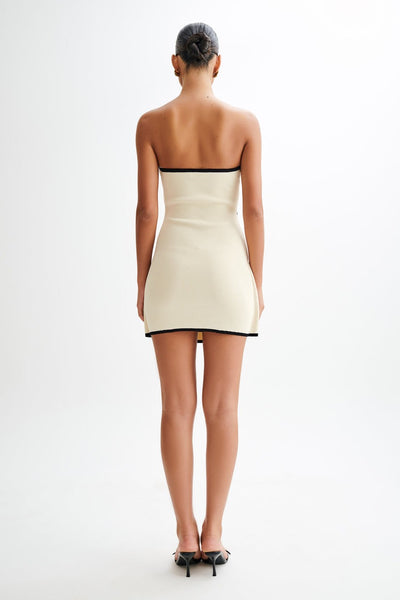 Mini-robe bustier en maille