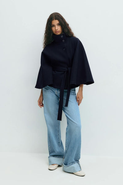 Veste cape à ceinture