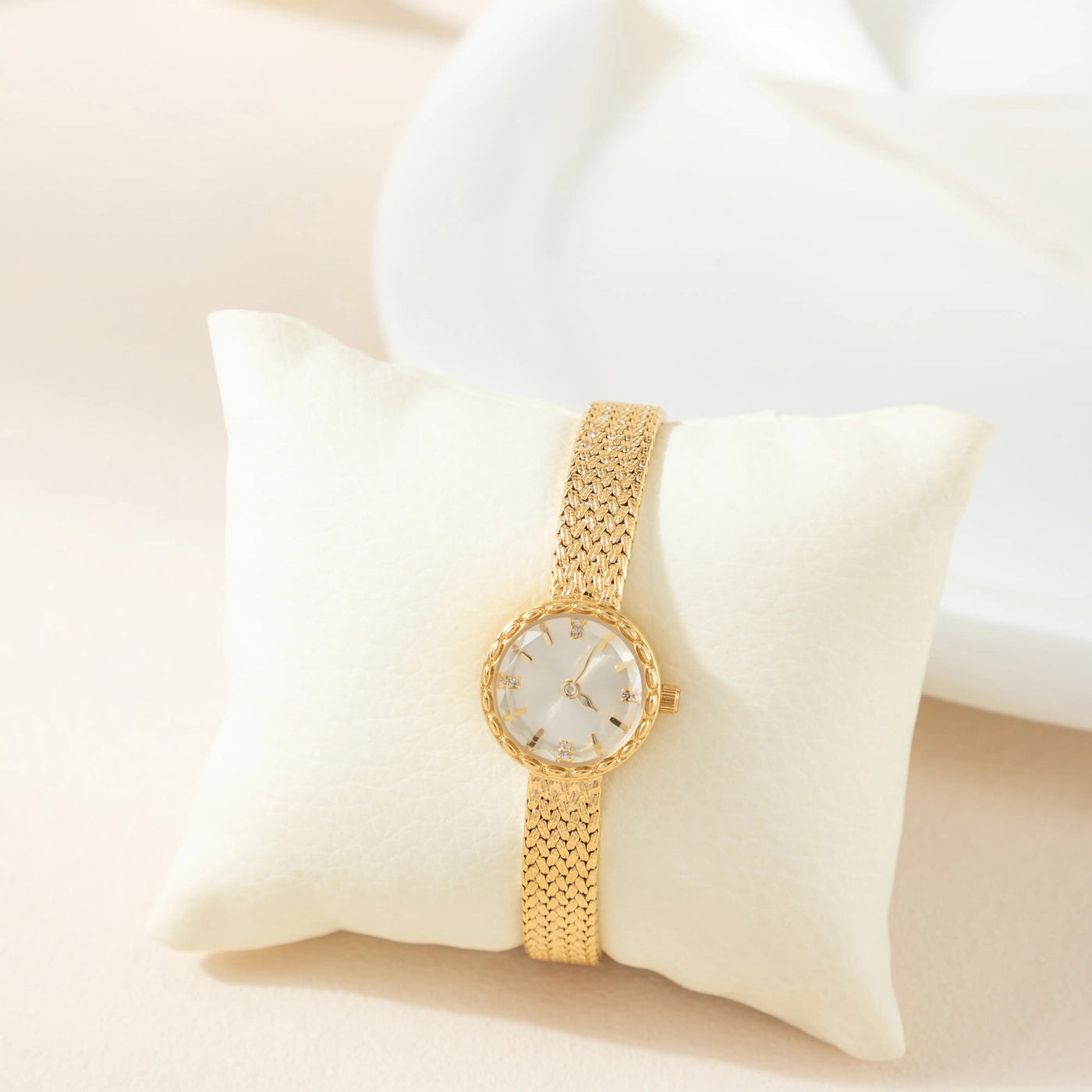 Tyla™ | Montre Élégante Dorée à Cadran Rond