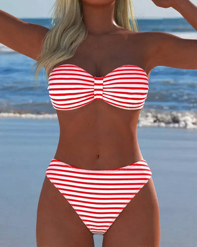 Maillot de bain à rayures triangle deux pièces