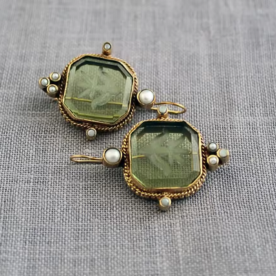 Naéla™ | Boucles d’oreilles pierre verte et perle