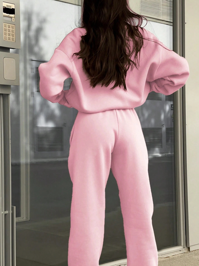 Ensemble Femme Deux Pièces – Maille Douce – Coupe Décontractée – Haut Zippé Manches Longues et Pantalon Fuselé