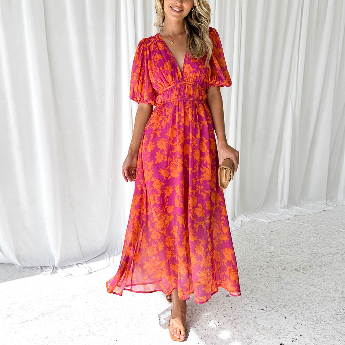Catherine - Robe longue avec encolure en cœur pour femmes