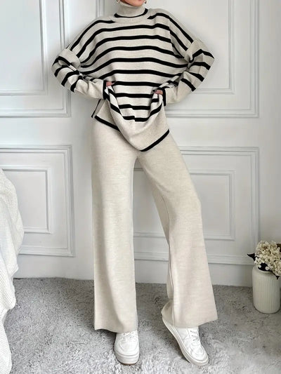 Layla™ - Ensemble de pantalons à col roulé rayé élégant