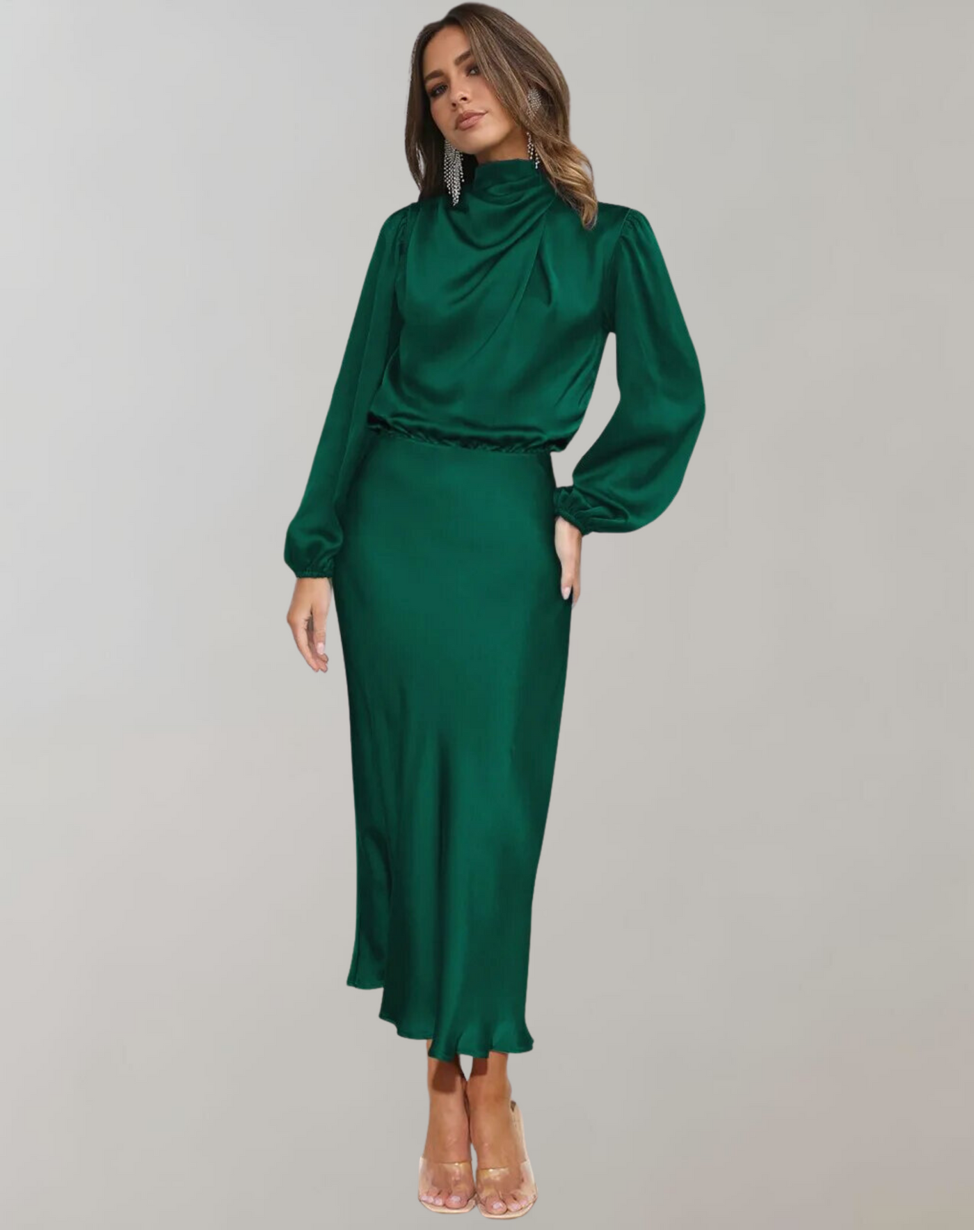 Robe Satinée | Col Montant | Élégance Nocturne