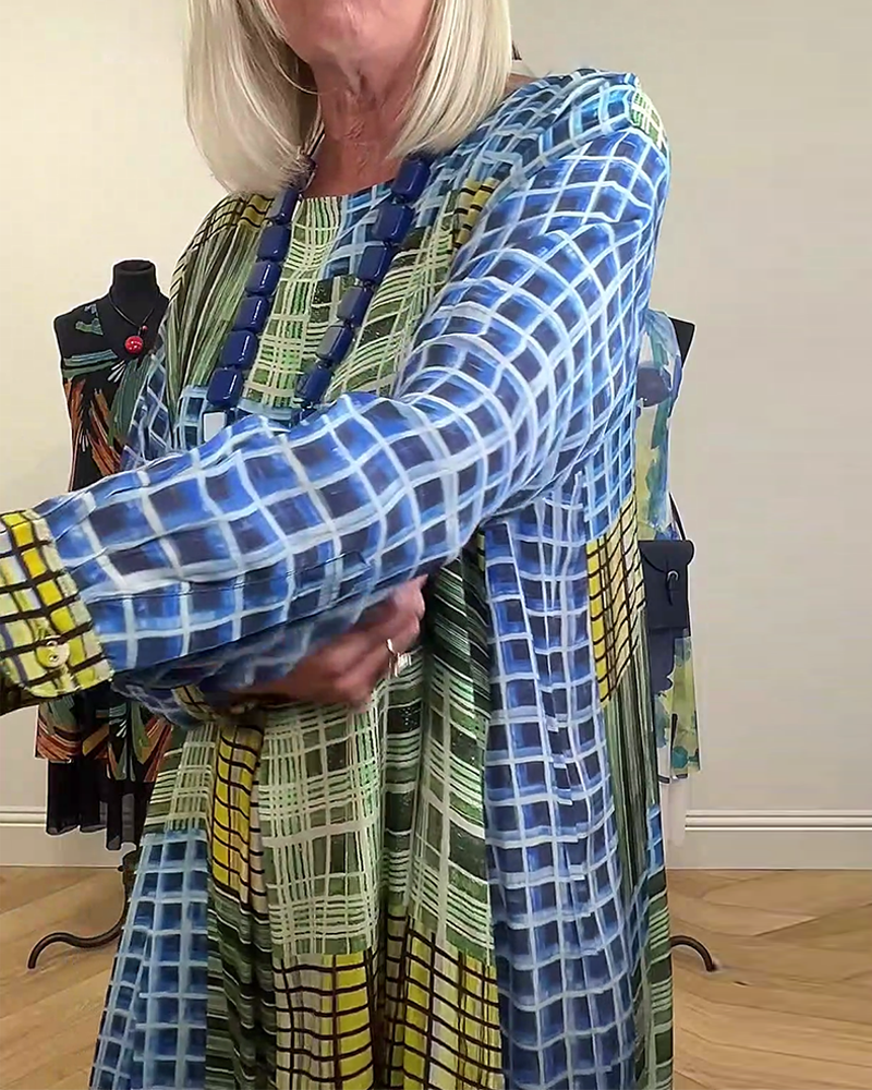 Robe décontractée à carreaux et manches longues
