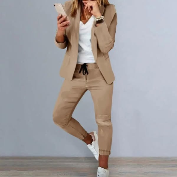 Tailleur Chic & Confort