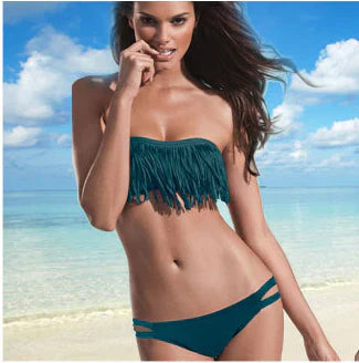 Bikini femme – Haut bandeau à franges – Bas taille basse à découpes – Tissu extensible