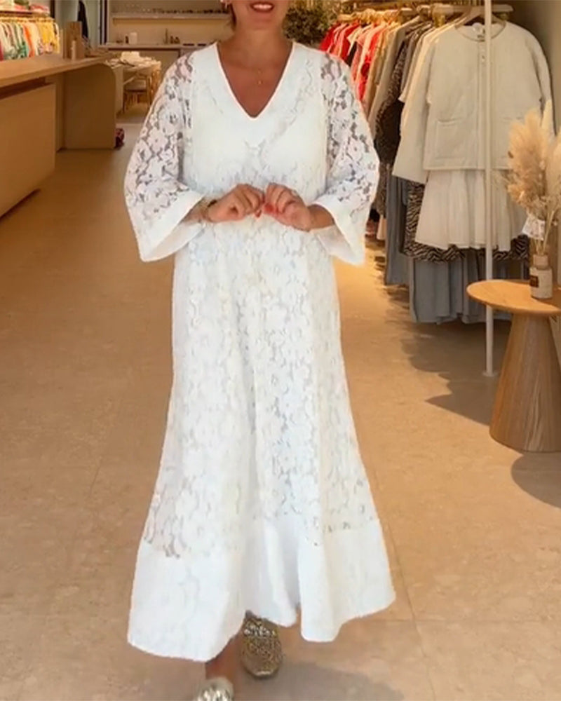 Robe Décolleté V Dentelle Fleur Ample