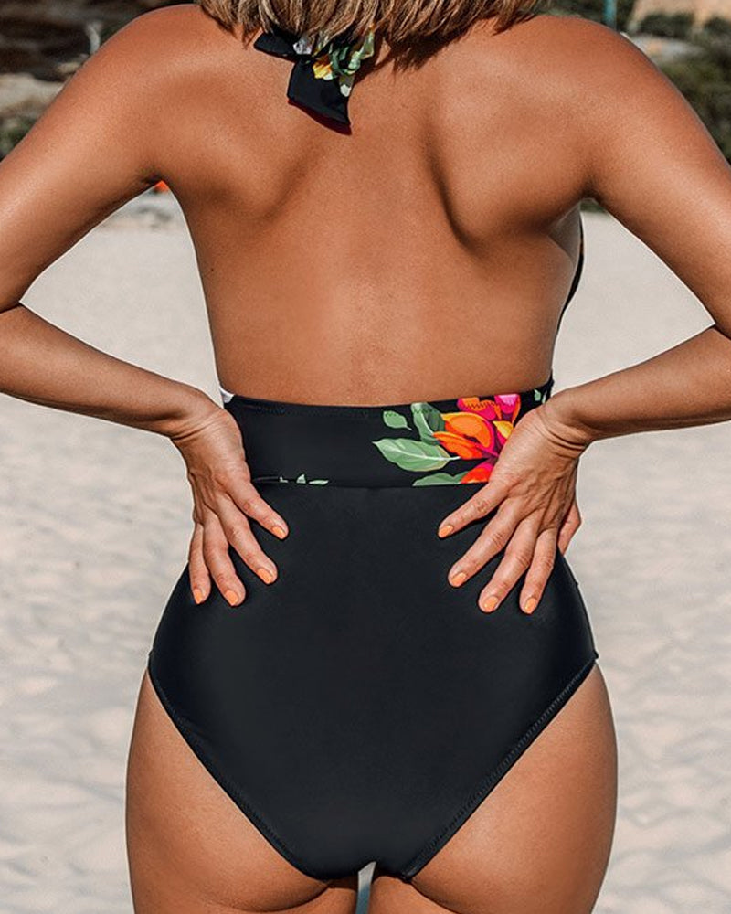 Maillot de bain fleuri une pièce