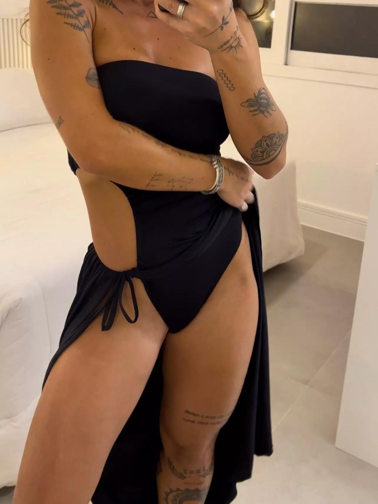 Robe body bandeau fendue sur le côté et nouée
