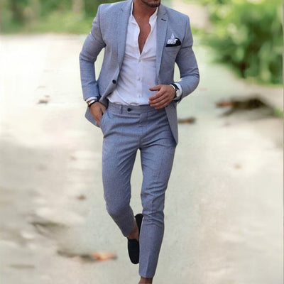 Costume élégant pour homme