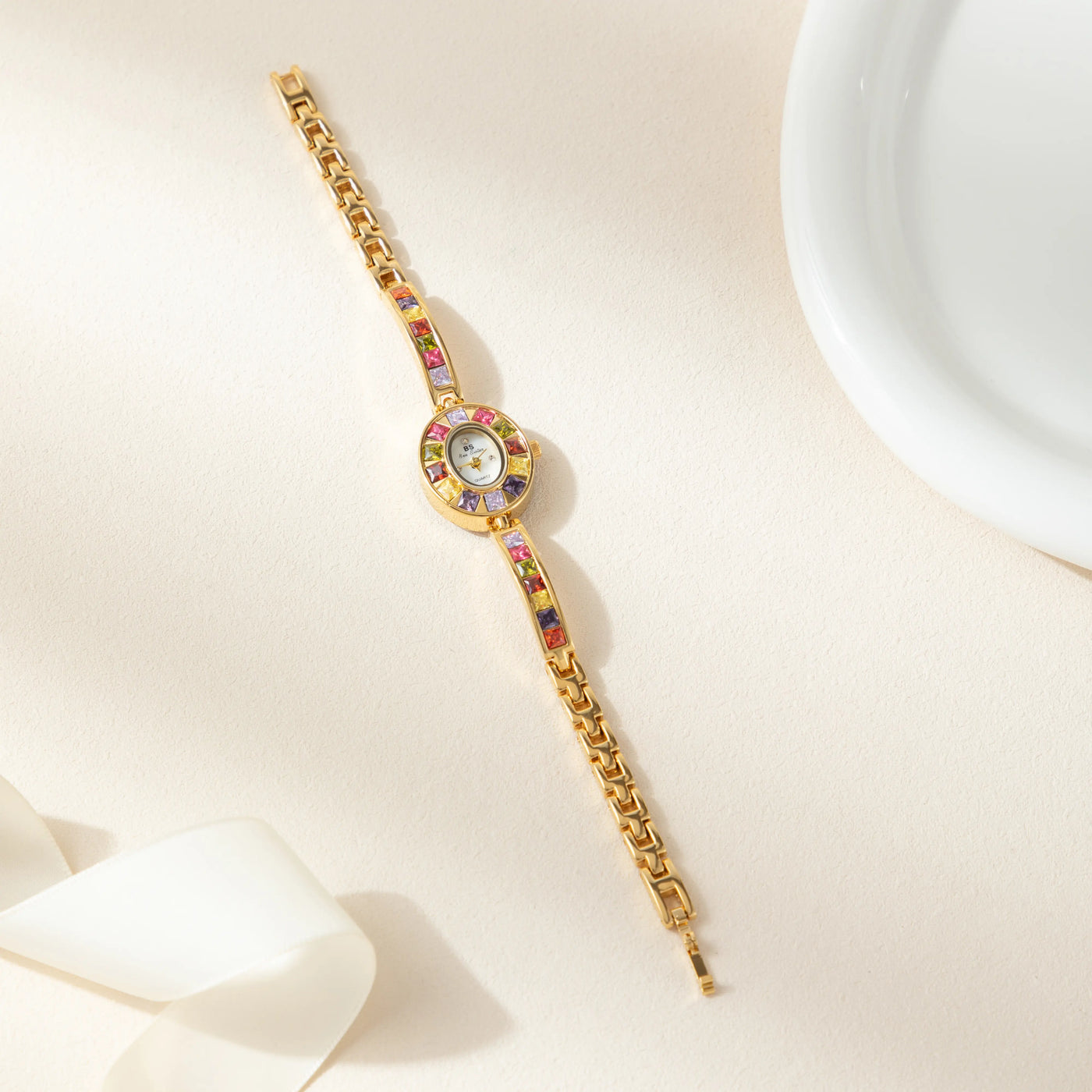Kira™ | Montre Élégante avec Détails Colorés