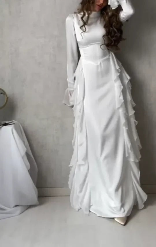 Robe longue à col montant