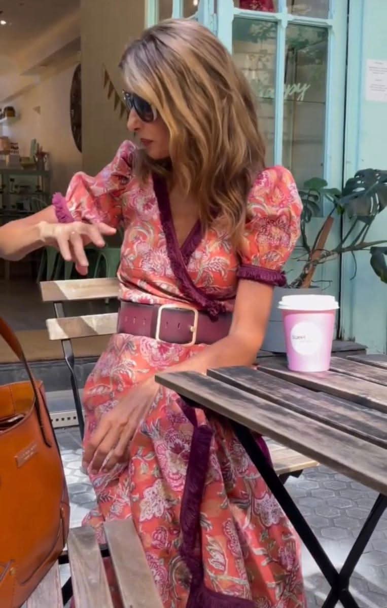 Morgane™ | Robe Maxi Rose Élégante à Manches Courtes