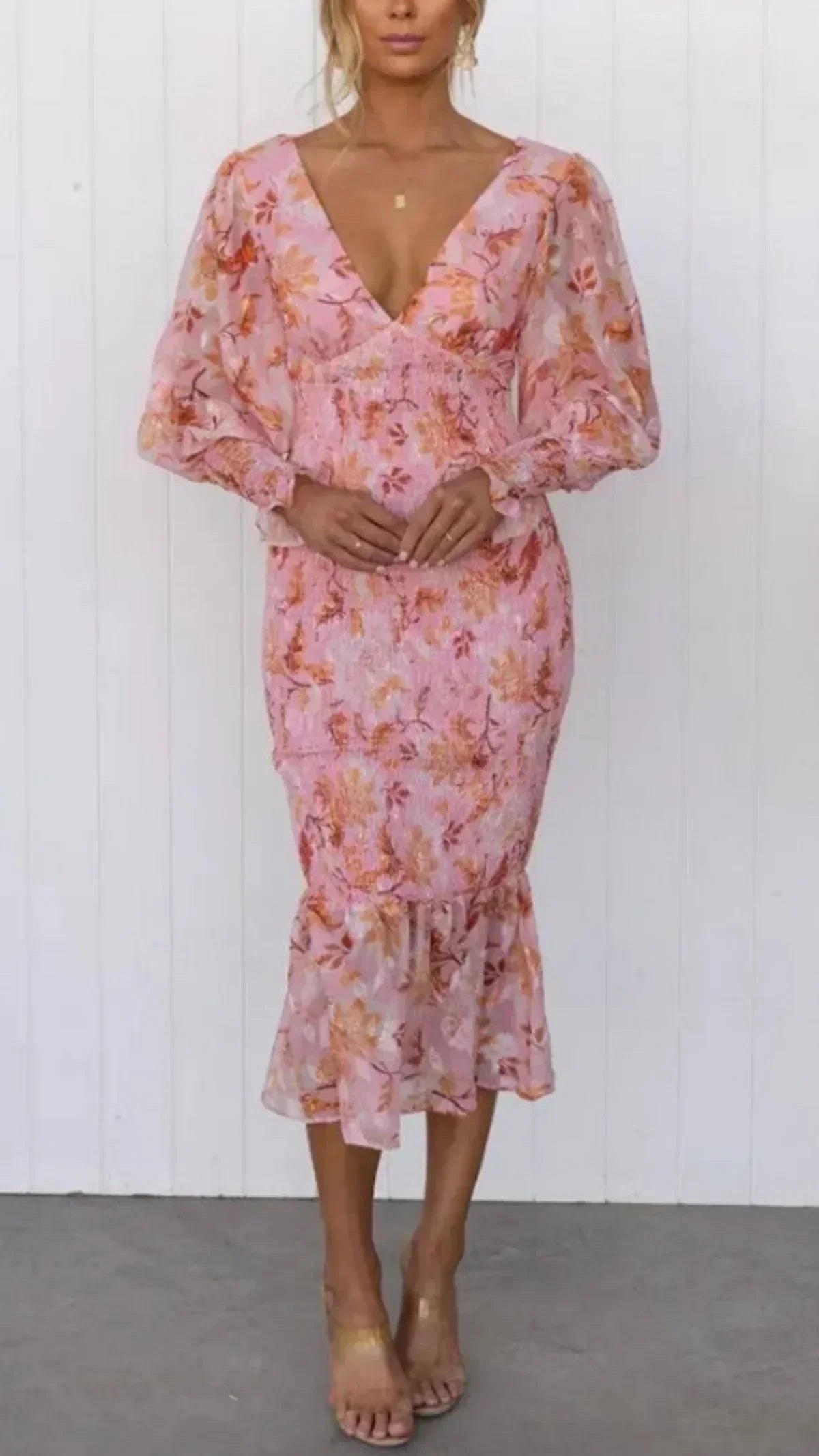 Amara™ | Robe Midi Romantique à Fleurs et Manches Légères