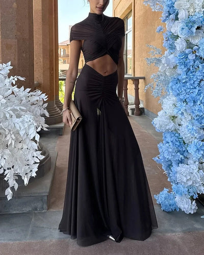 Robe élégante à demi-col roulé