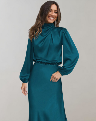 Robe Satinée | Col Montant | Élégance Nocturne