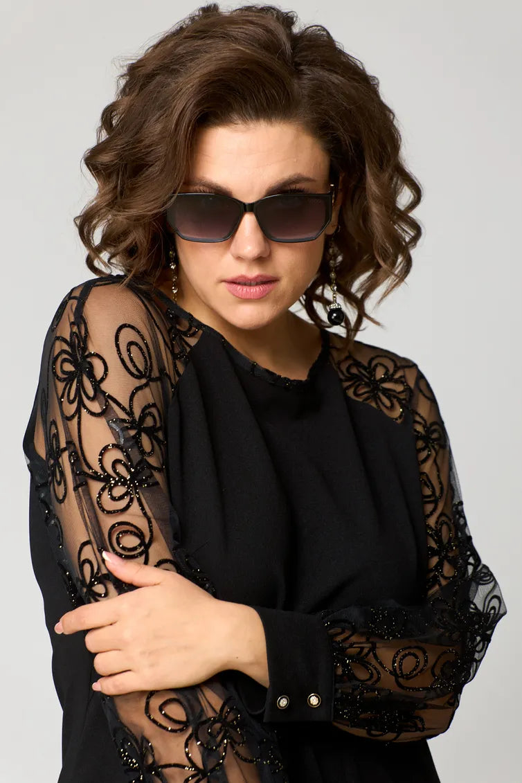 Elara™ | Robe Élégante à Manches Brodées en Tulle