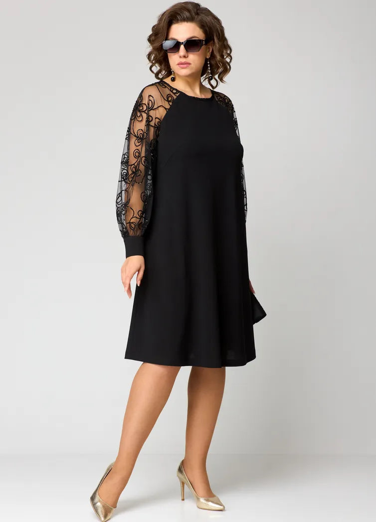 Elara™ | Robe Élégante à Manches Brodées en Tulle