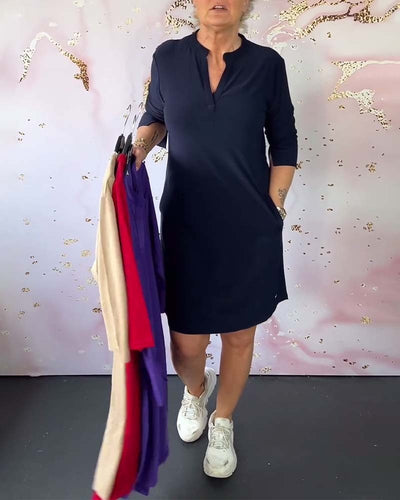 Robe unie à col en V