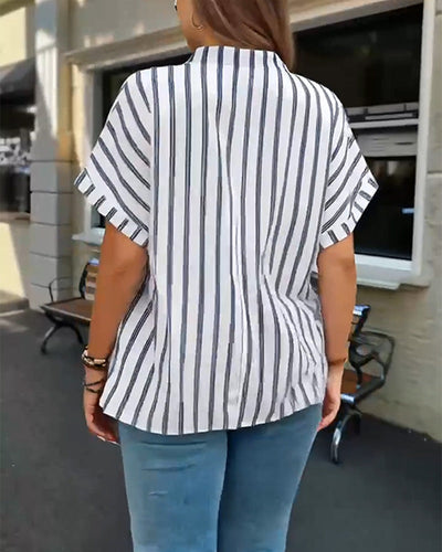 Blouse à Boutons Col en V Rayée