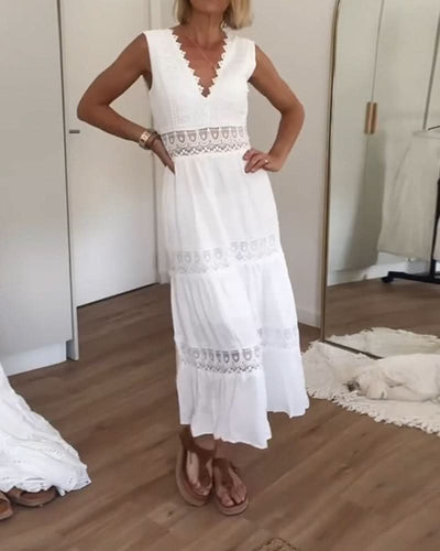 Morgane™ | Élégante robe en dentelle à encolure en V