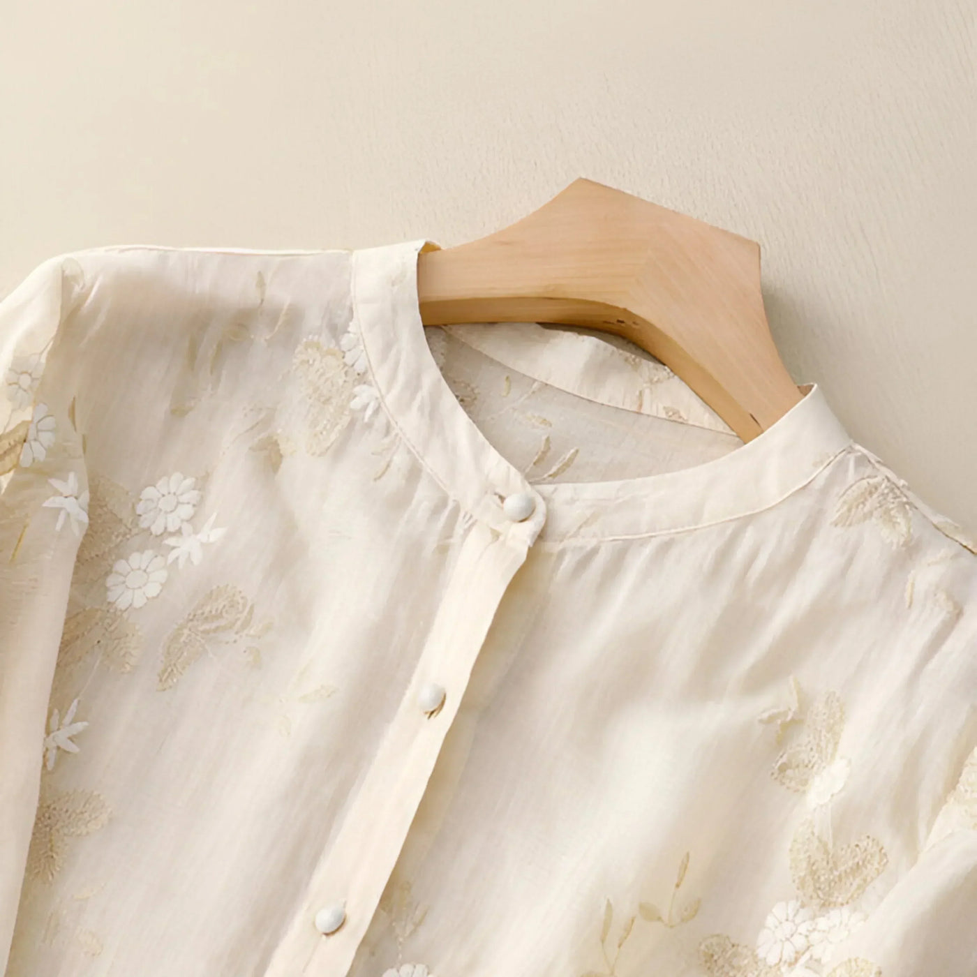 Blouse Femme – Coupe Décontractée – Fibres Naturelles – Broderie Florale – Manches 3/4