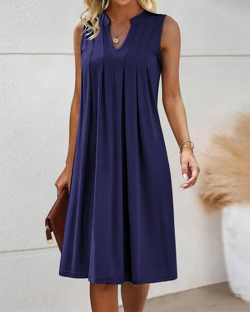 Robe Unie Sans Manches Plissée